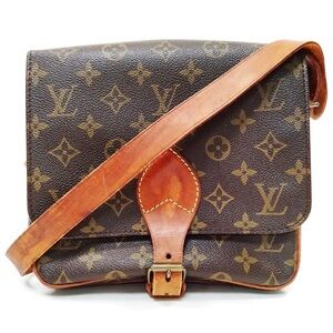 Vintage Louis Vuitton Cartouchiere MM Monogram shoulder bag. Excellent condition